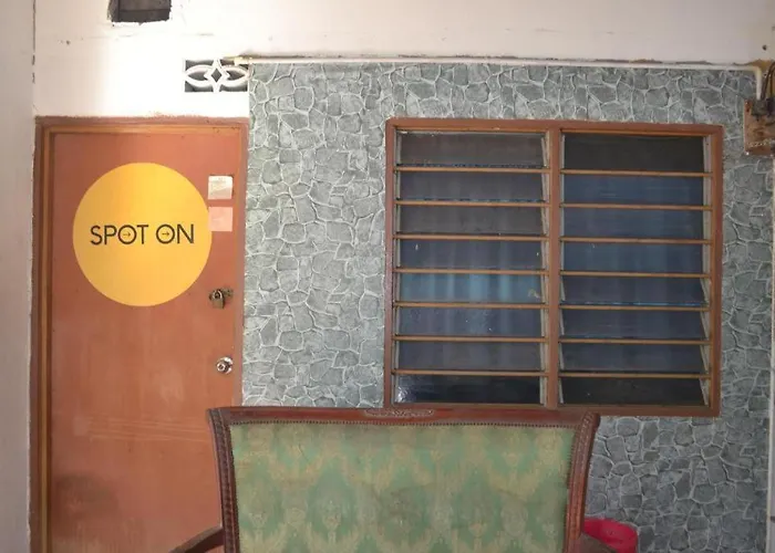 Penang Hotel - Batu Maung