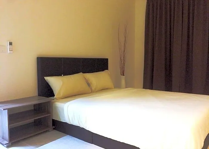 By The Sea @ Luxury Suites, Batu Ferringhi