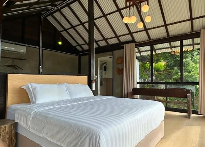 Nature Fruit Farm - Private Estate Balik Pulau
