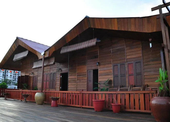 Clan Jetty Heritage Home George Town